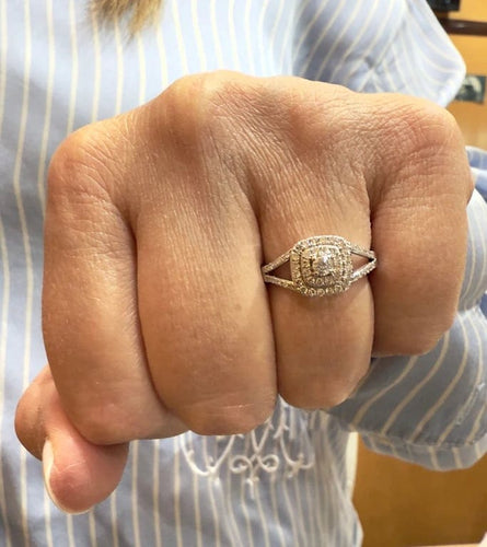 Bague 56 Bague en or blanc 18 carats sertie de diamants 58 Facettes