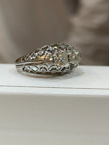 Bague 60 Bague ancienne ajourée en or blanc et diamants 58 Facettes
