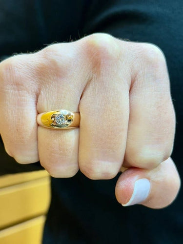 Bague 53 Bague jonc anglais en or jaune 18 carats et diamant 58 Facettes