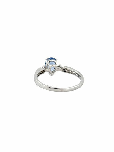 Bague 54 Bague solitaire en or blanc 18 carats, saphir poire et diamants 58 Facettes