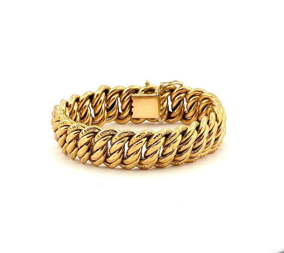 ff68ce9f-8639-436c-9132-d21a74adc900