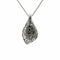 Collier Collier pendentif en or blanc 18 carats, mabé de Tahiti, émeraudes et diamants 58 Facettes