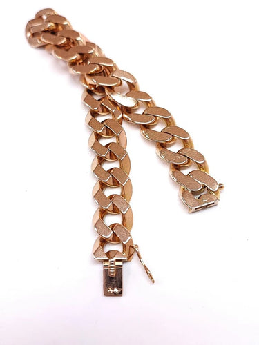 04c4efd2-861b-4419-e125-dd72ecbb4100