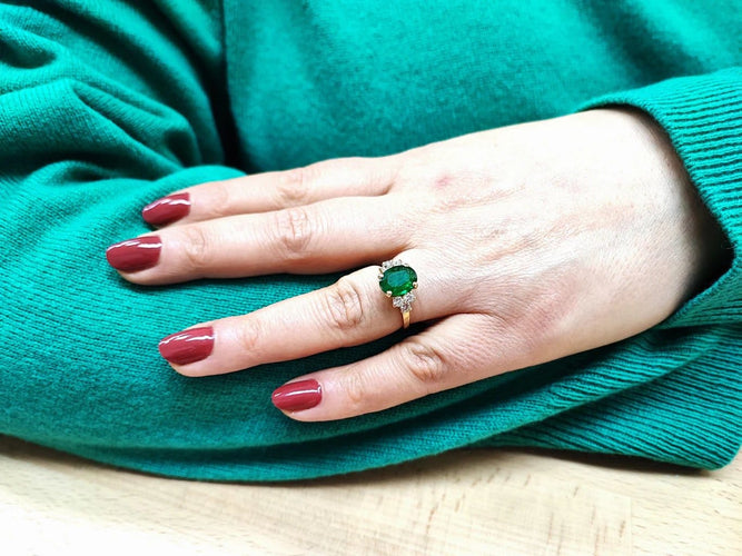 Bague 55 Bague en or jaune 18K, émeraude et diamants 58 Facettes Bag.Em.Ep.FA.25