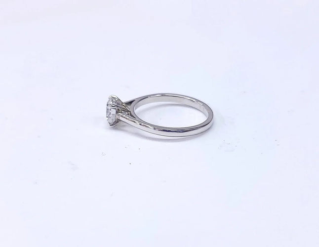 Bague 51.5 De Beers - Bague solitaire en platine avec diamant 1 carat 58 Facettes DEBEERS.1722