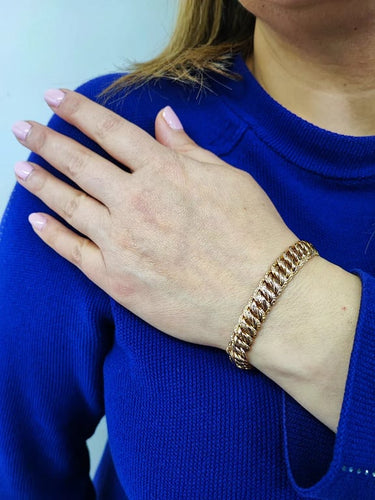 5264a65e-057e-4bb4-add1-99eb3b8b2600