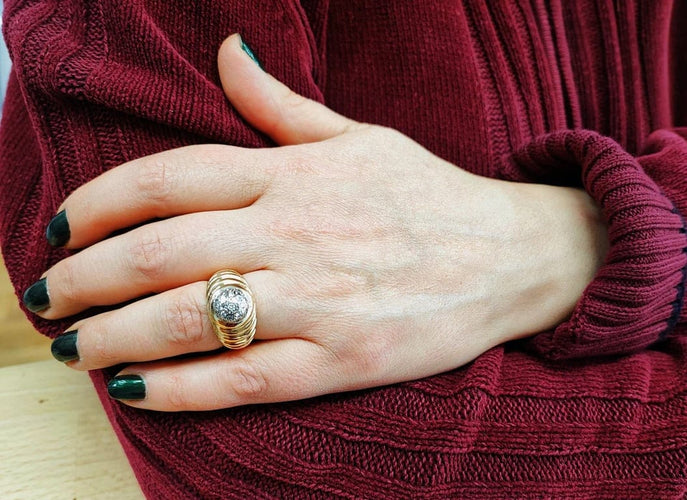 Bague 56 Bague jonc godronnée pavée en or jaune et or blanc, diamants 0,20 ct 58 Facettes Bag.Jonc.Dt.1969