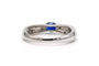 Bague 54 Bague contemporaine en or blanc 18 carats avec saphir et diamants 58 Facettes 23175