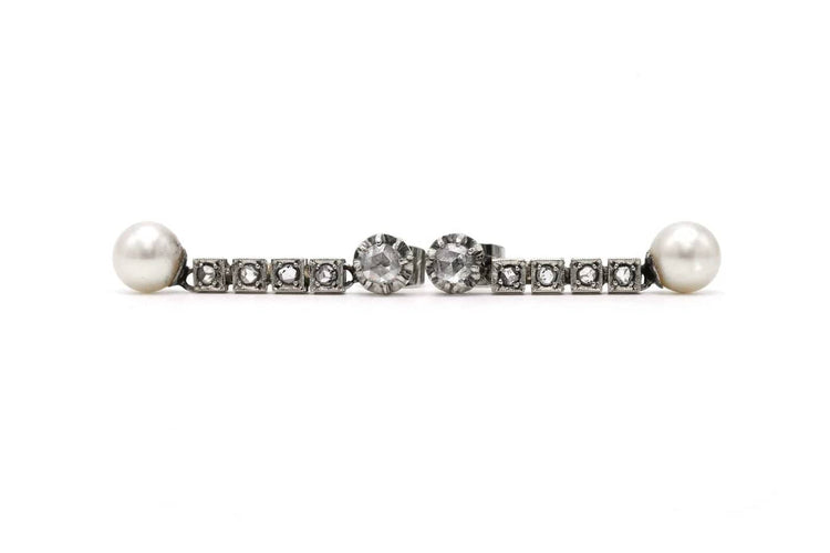 Boucles d'oreilles Art Déco - Boucles d’oreilles en or blanc 18 carats, perles et diamants taille rose 58 Facettes B808