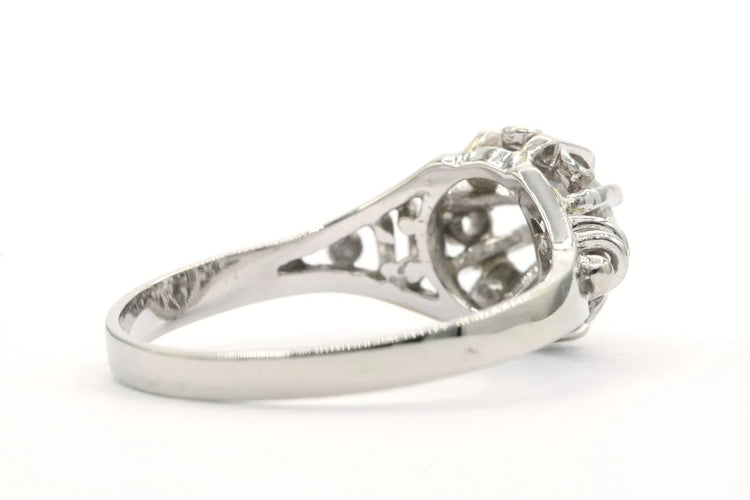 Bague 54 Bague contemporaine sertie d’un diamant taille brillant en or blanc 18 carats 58 Facettes B423