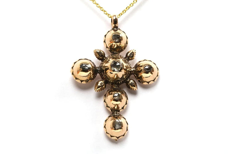 Pendentif Pendentif croix Napoléon III en or jaune 18 carats et diamants 58 Facettes B474