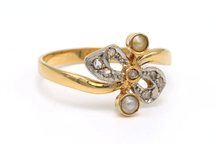 Bague 53 Bague Art nouveau en or jaune 18 carats et argent, diamants taille rose et perles 58 Facettes 22012