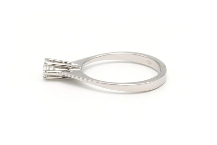 Bague 56 Solitaire années 70 - Bague en or blanc 18 carats et diamant 58 Facettes 22907