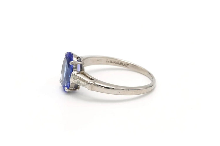 Bague 53 Bague contemporaine en platine avec tanzanite et diamants 58 Facettes 22184