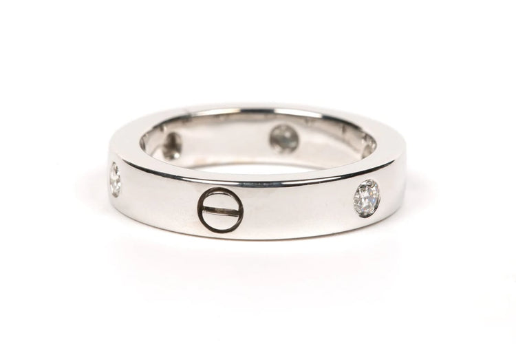 d33607c9-bb9d-449b-b629-42c8b917d300