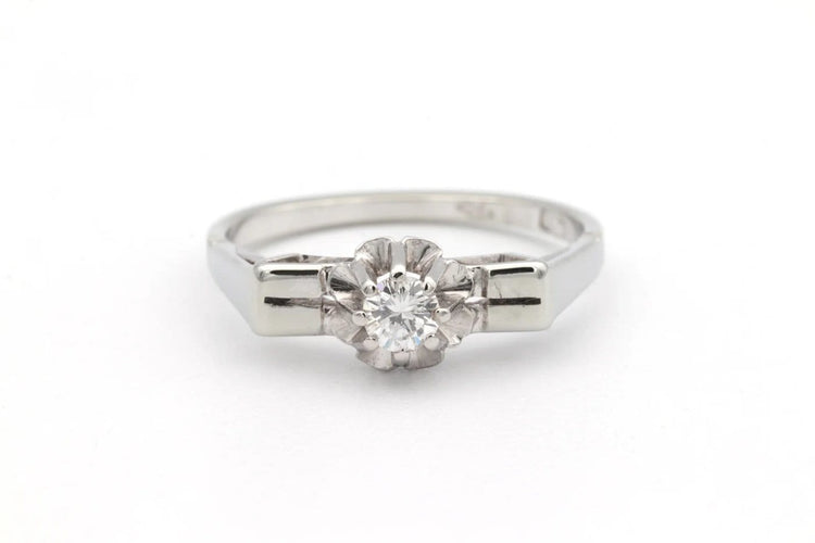 Bague 51 Bague Art déco en or blanc 18 carats sertie d’un diamant 58 Facettes 22911