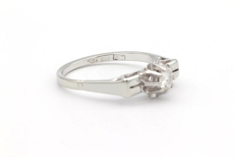 Bague 51 Bague Art déco en or blanc 18 carats sertie d’un diamant 58 Facettes 22911