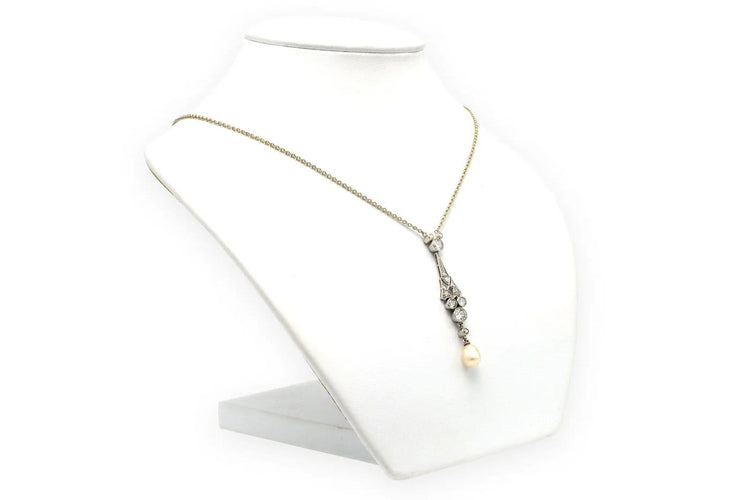 Collier Collier Art déco en or blanc 18 carats et platine, perles et diamants 58 Facettes 22778