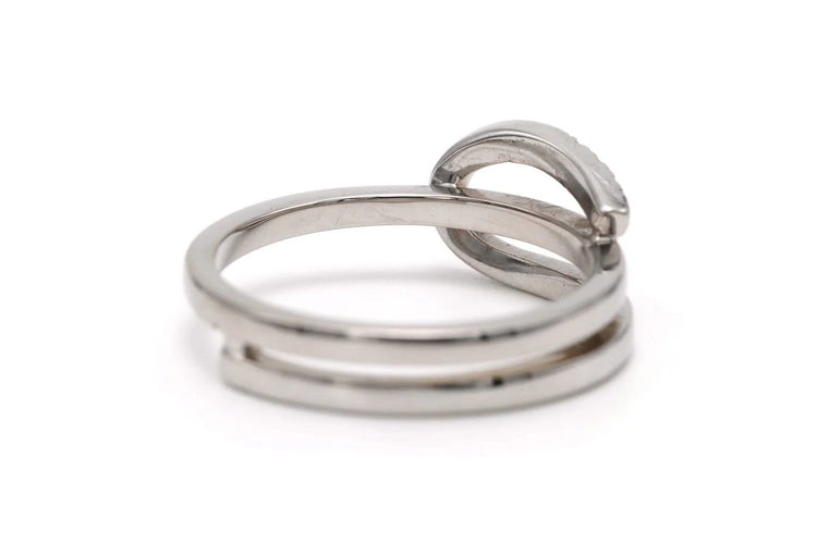 Bague 54 Bague contemporaine en or blanc 18 carats sertie de diamants 58 Facettes B755