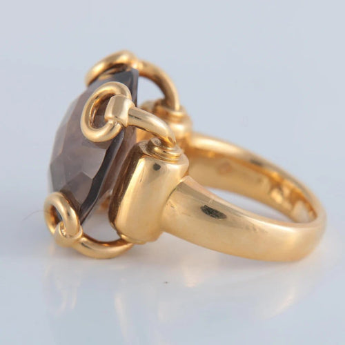 Bague 53 Gucci - Bague en or jaune 750 ornée d’un quartz fumé 58 Facettes