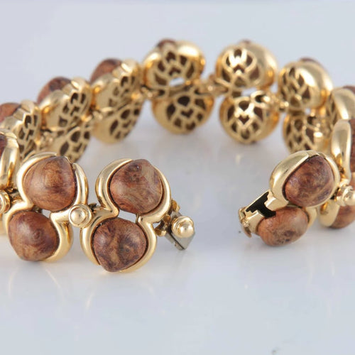 15e39f4c-07c8-4aa5-a40b-fb35185b3e00