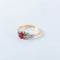 Bague 52 Bague en or jaune 18 ct avec rubis et diamants 58 Facettes