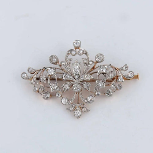 Broche Broche en platine sertie de diamants 58 Facettes