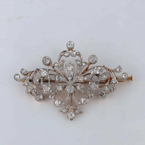 Broche Broche en platine sertie de diamants 58 Facettes
