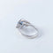Bague 53 Bague en or blanc 18 ct avec saphir et diamants 58 Facettes