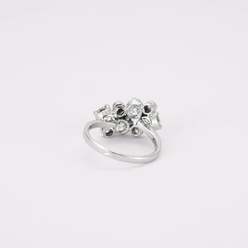 Bague 51 Bague en or gris 18K sertie de diamants taille ancienne 58 Facettes 3529
