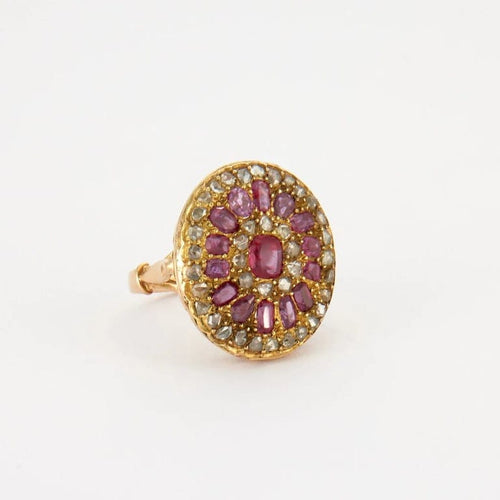 Bague 50.5 Bague rubis et roses de diamant en or jaune 18K, XIXe siècle 58 Facettes