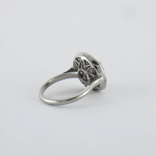 Bague 53.5 Bague style Art déco en platine avec diamants et rubis 58 Facettes