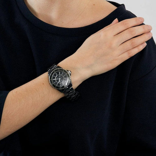 Montre CHANEL J12 - Montre unisexe en céramique noire et acier 58 Facettes