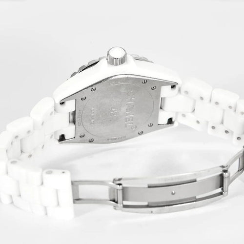 Montre Chanel J12 - Montre en céramique blanche et diamants 58 Facettes