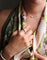 Bague 52 Bague jarretière en or blanc et diamants 58 Facettes 400