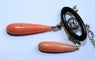 Collier Collier négligé Art déco en or gris 18 k, onyx, corail et diamants 58 Facettes 464