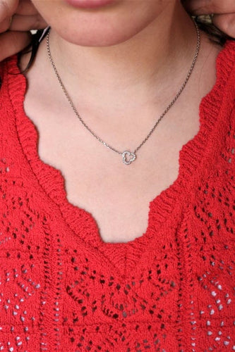 Collier CHANEL Camélia - Collier en or blanc 18k et diamants 58 Facettes 476