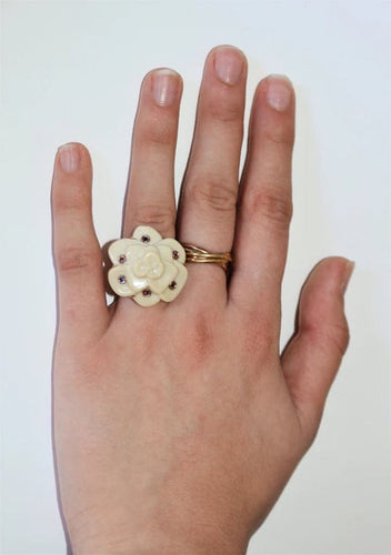 Bague 49.5 Bague camélia en or rose 18k avec saphirs et améthystes 58 Facettes 478
