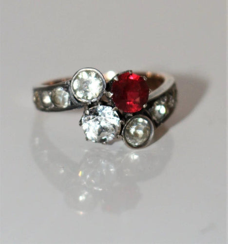 Bague 51.5 Bague ancienne Vous et Moi en or jaune, argent et doublet grenat-verre 58 Facettes 513