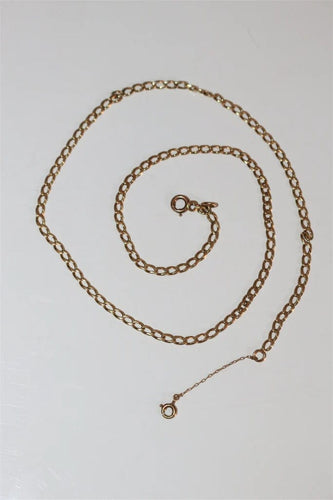 Collier Collier en or jaune 18k avec pendentif en corail sculpté et diamants 58 Facettes 536.250