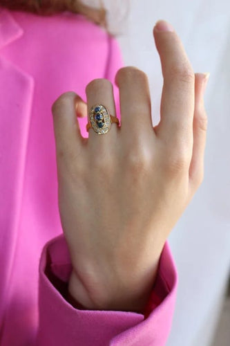 Bague 52 Bague trilogie saphirs et diamants en or jaune 18 carats 58 Facettes 530