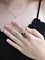 Bague 60 Bague panthère en or jaune 18 carats, émail, diamants et rubis 58 Facettes 329
