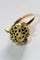 Bague 60 Bague panthère en or jaune 18 carats, émail, diamants et rubis 58 Facettes 329