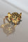 Bague 60 Bague panthère en or jaune 18 carats, émail, diamants et rubis 58 Facettes 329