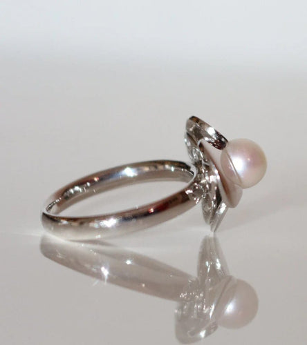Bague 50 Poiray - Bague Trèfle en or blanc 18 carats et perle blanche 58 Facettes 041