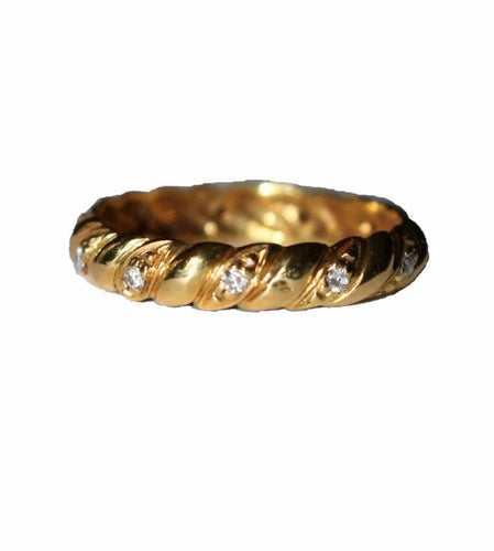 887394b9-ed7b-477f-63b4-f320d3181700