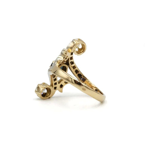 Bague 52 Bague tourbillon Art nouveau 3 pierres en or 750, diamants et saphir 58 Facettes SA007