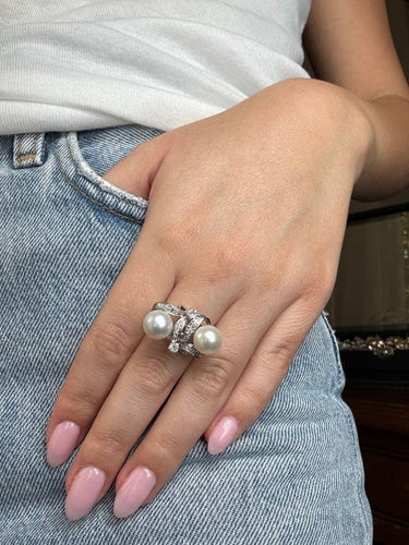 Bague 55 Bague en or blanc 750 sertie de diamants et perles 58 Facettes 1176