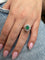Bague 50 Bague marguerite - Or jaune 750‰, platine 950‰, diamants et émeraude 58 Facettes 1058