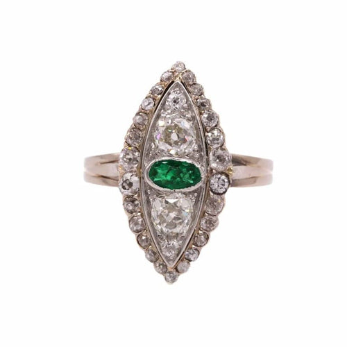Bague 60 Bague marquise en or blanc 750‰ avec émeraude et diamants 58 Facettes 1020